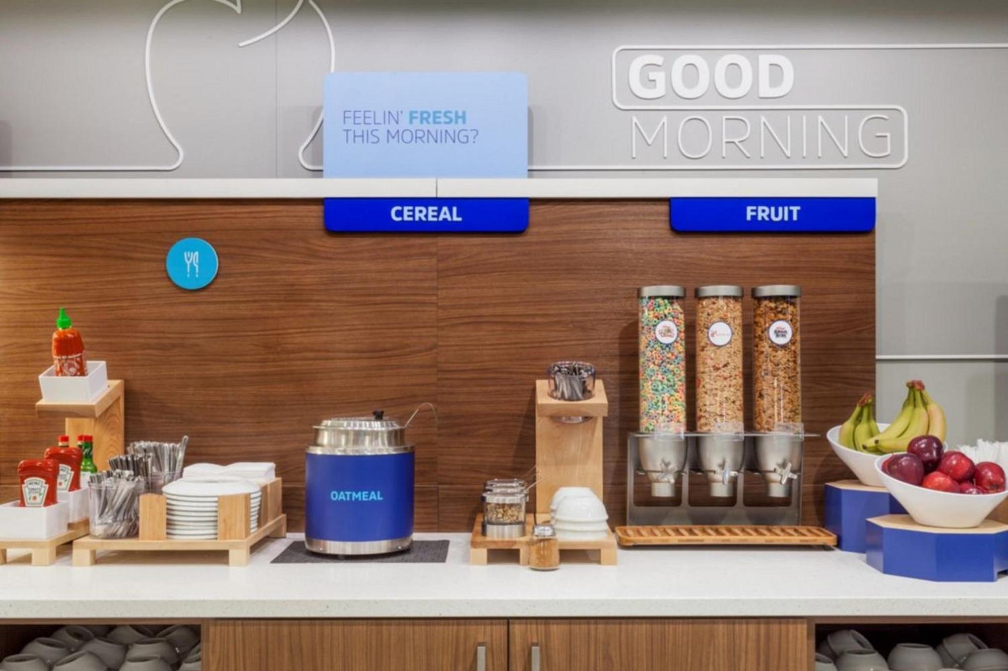 Holiday Inn Express & Suites Murfreesboro West By Ihg Bagian luar foto
