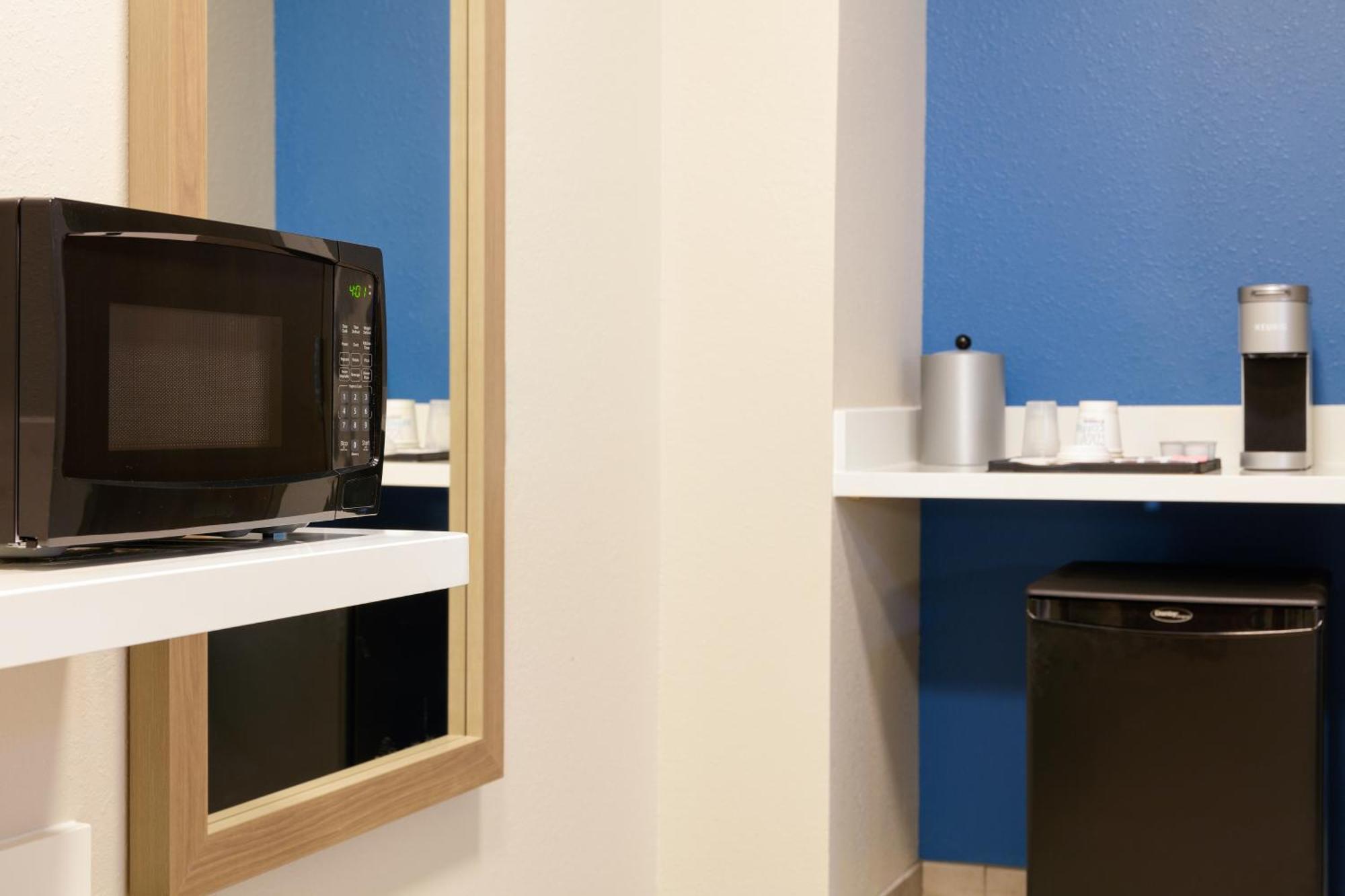 Holiday Inn Express & Suites Murfreesboro West By Ihg Bagian luar foto