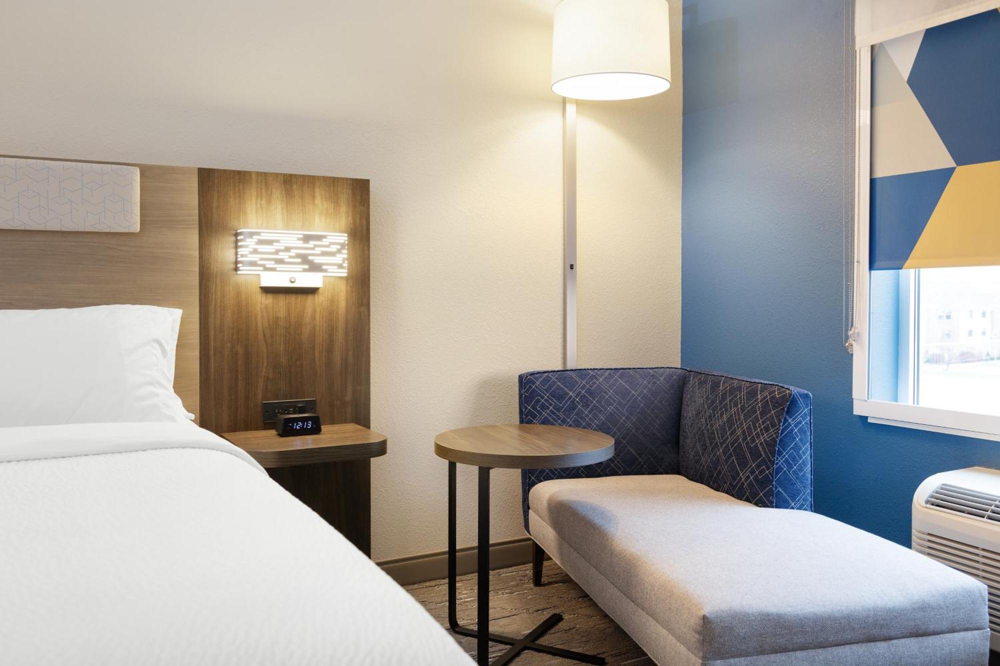 Holiday Inn Express & Suites Murfreesboro West By Ihg Bagian luar foto